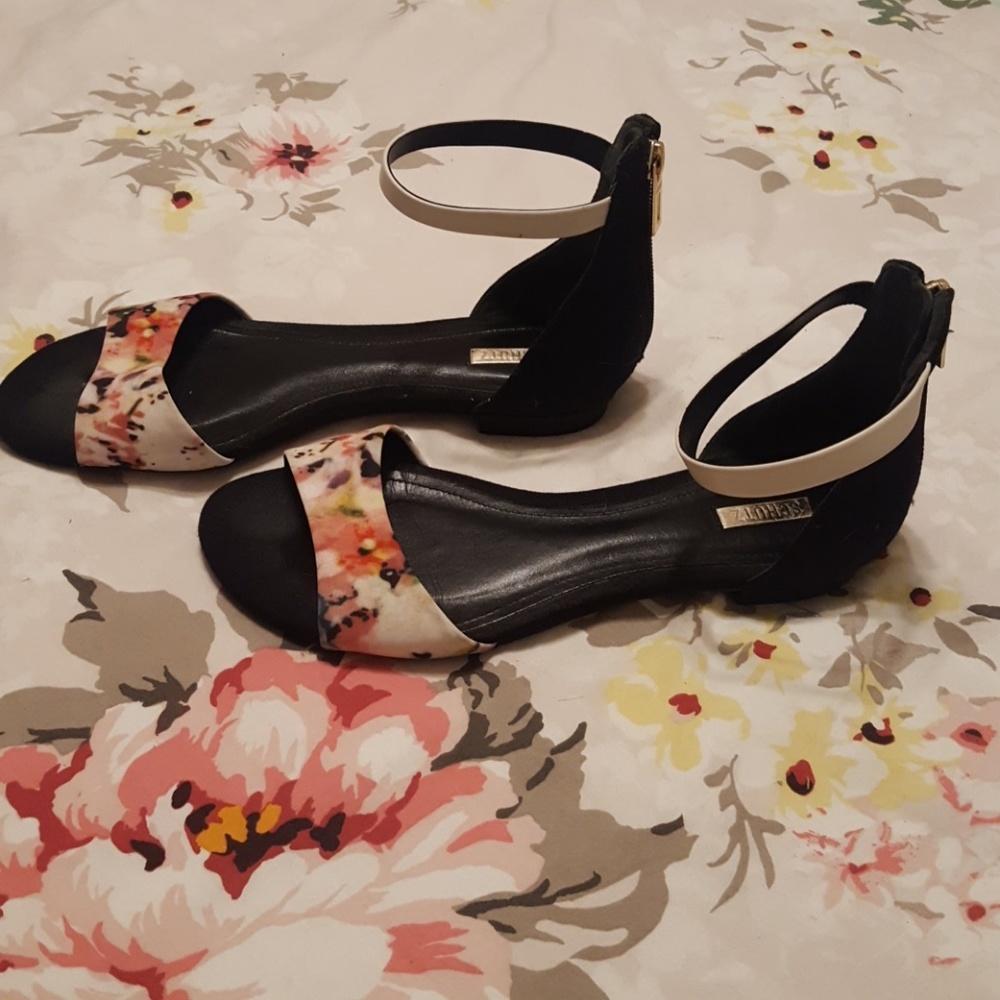 Schutz sandals - like new